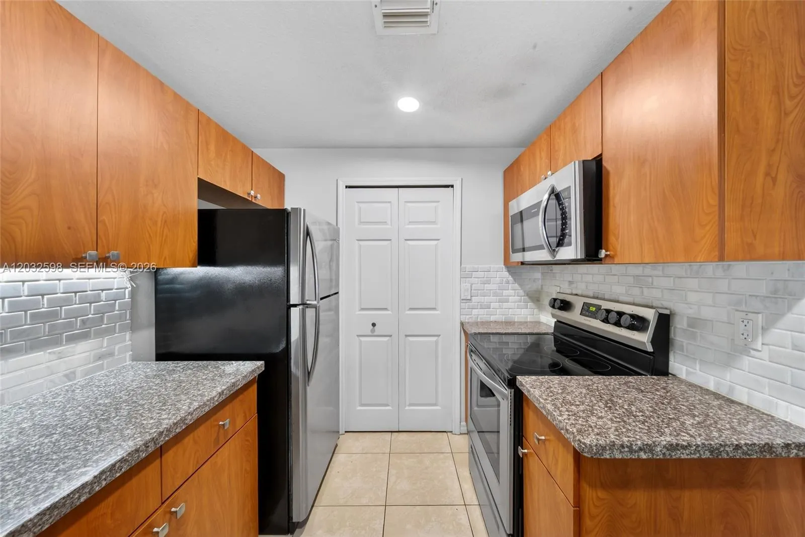 6670 NW 114th Ave # 602, Doral FL 33178