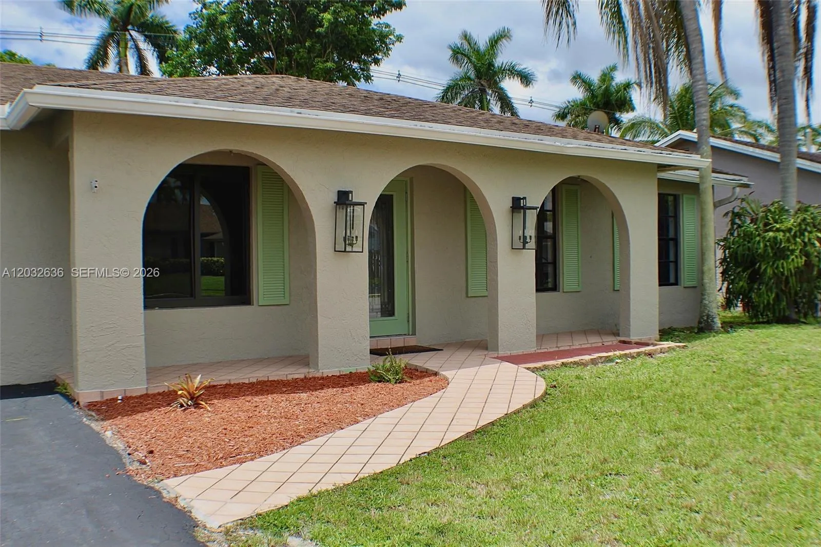 10784 NW 23rd Ct, Sunrise FL 33322