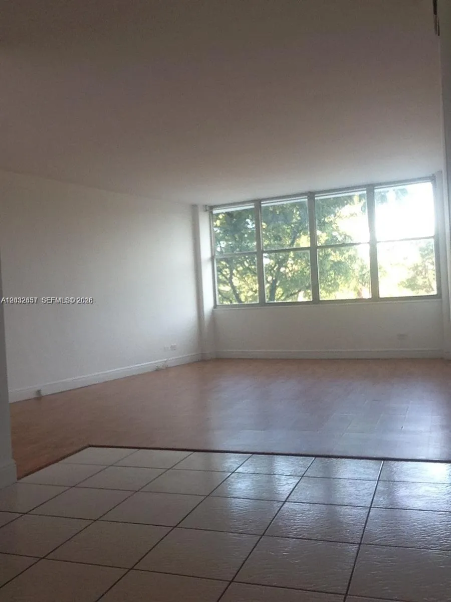 7441 Wayne Ave # 2O, Miami Beach FL 33141