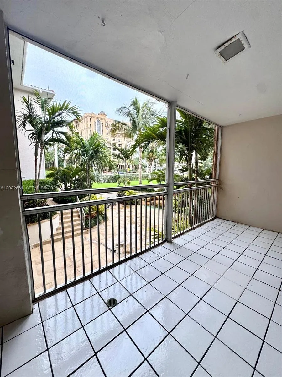 2501 S Ocean Blvd # 1040, Boca Raton FL 33432