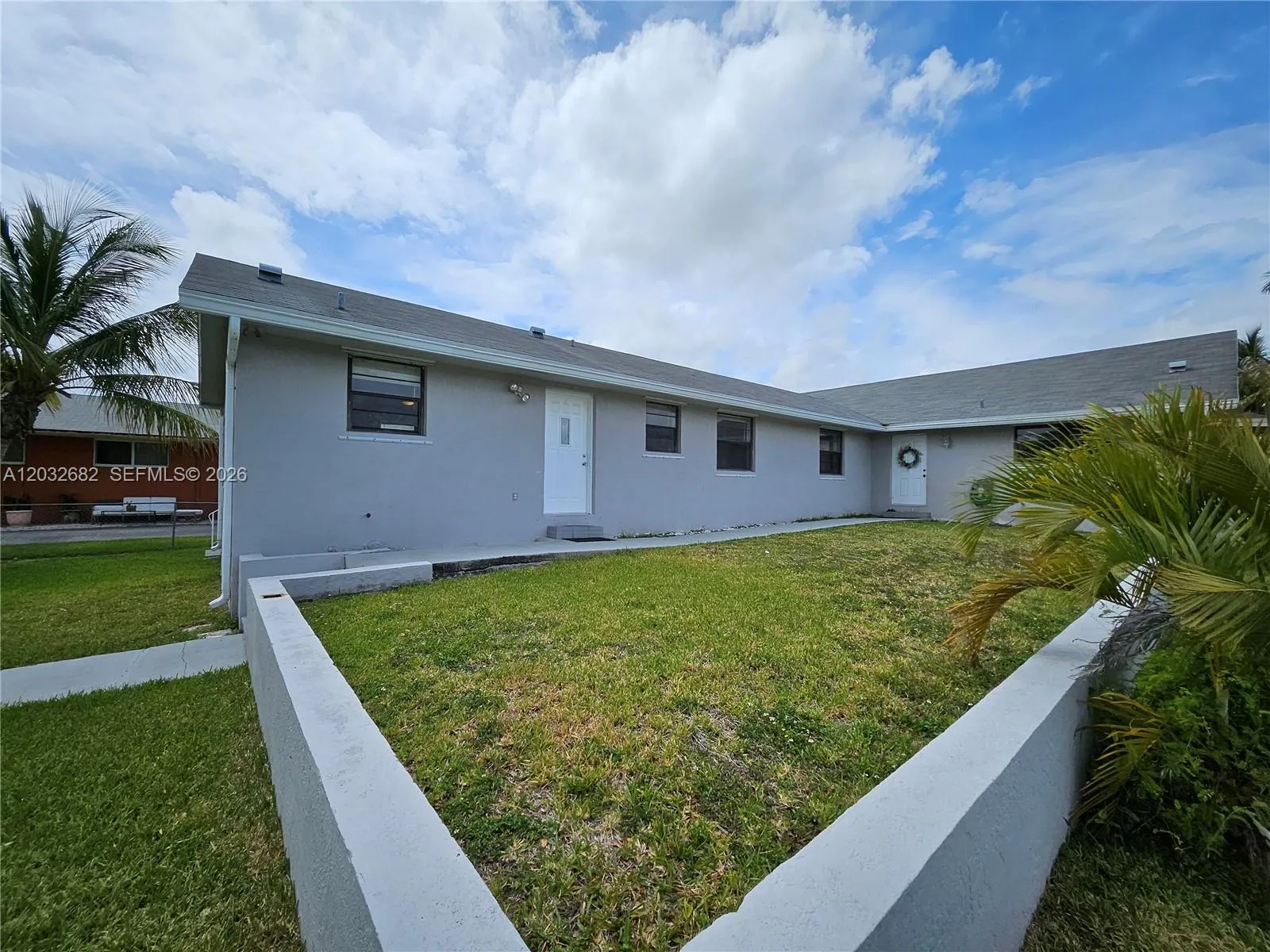 4149 SW 52nd St # 1, Dania Beach FL 33314