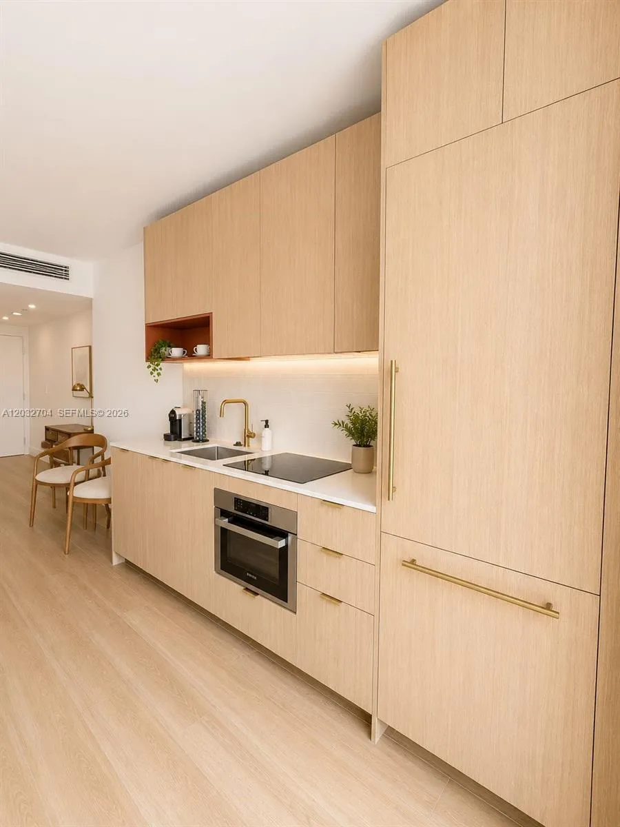 32 st 90 ne # 926, Miami FL 33127