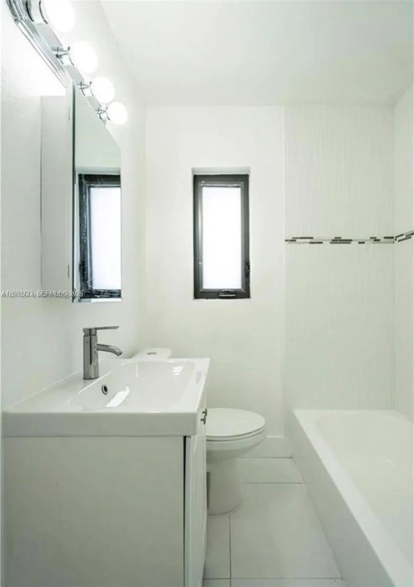 7935 Crespi Blvd # 2, Miami Beach FL 33141