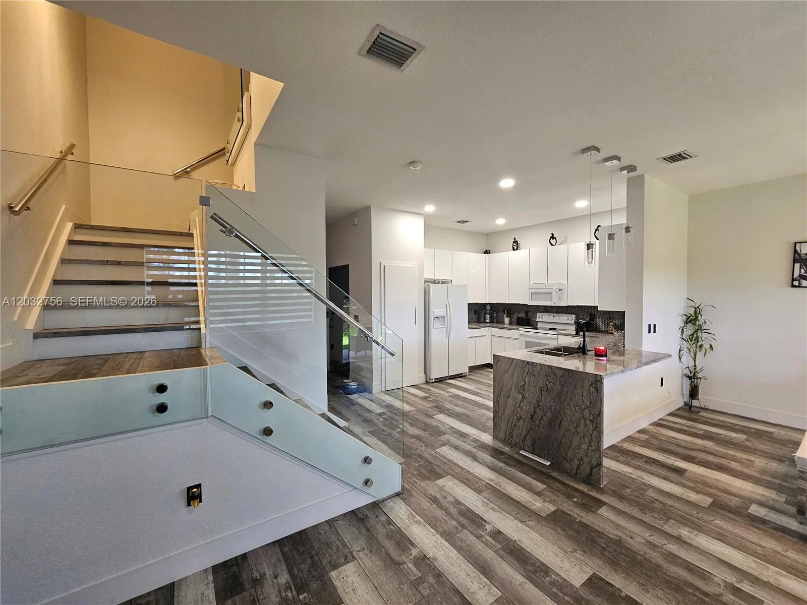 4331 SW 124th Way, Miramar FL 33027
