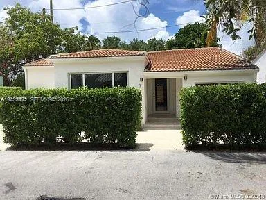 3 Farrey Ln # 3, Miami Beach FL 33139