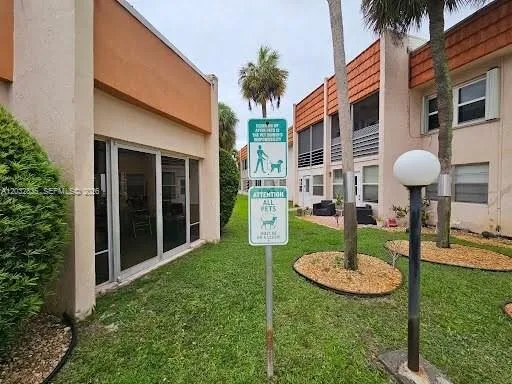 7610 Stirling Rd # 104C, Davie FL 33024