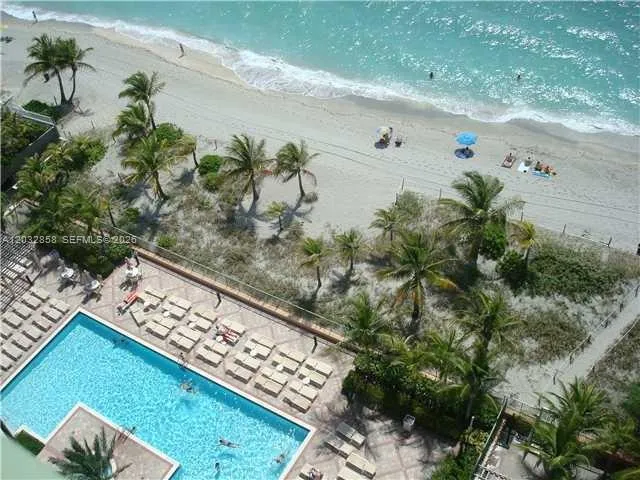 2080 S Ocean Dr # 1512, Hallandale Beach FL 33009