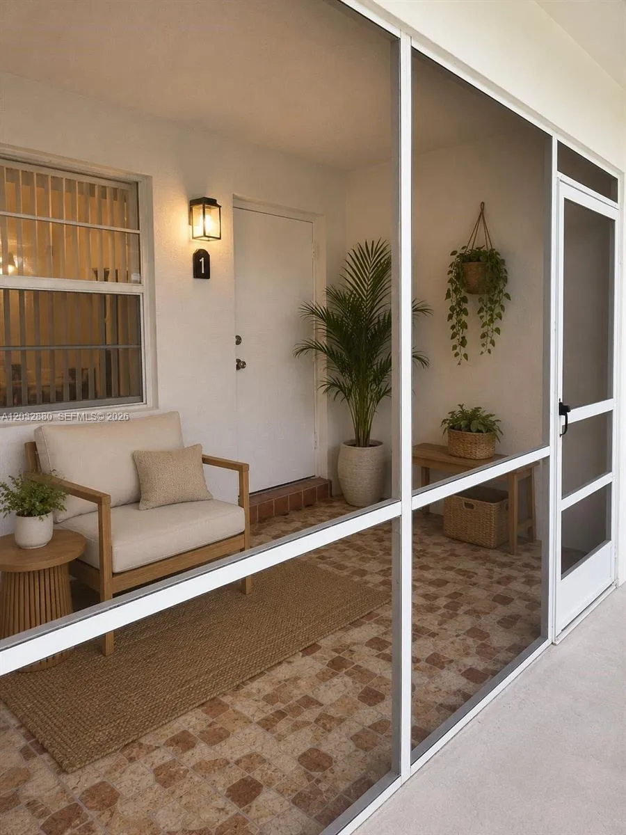 705 NE 2nd St # 11, Hallandale Beach FL 33009