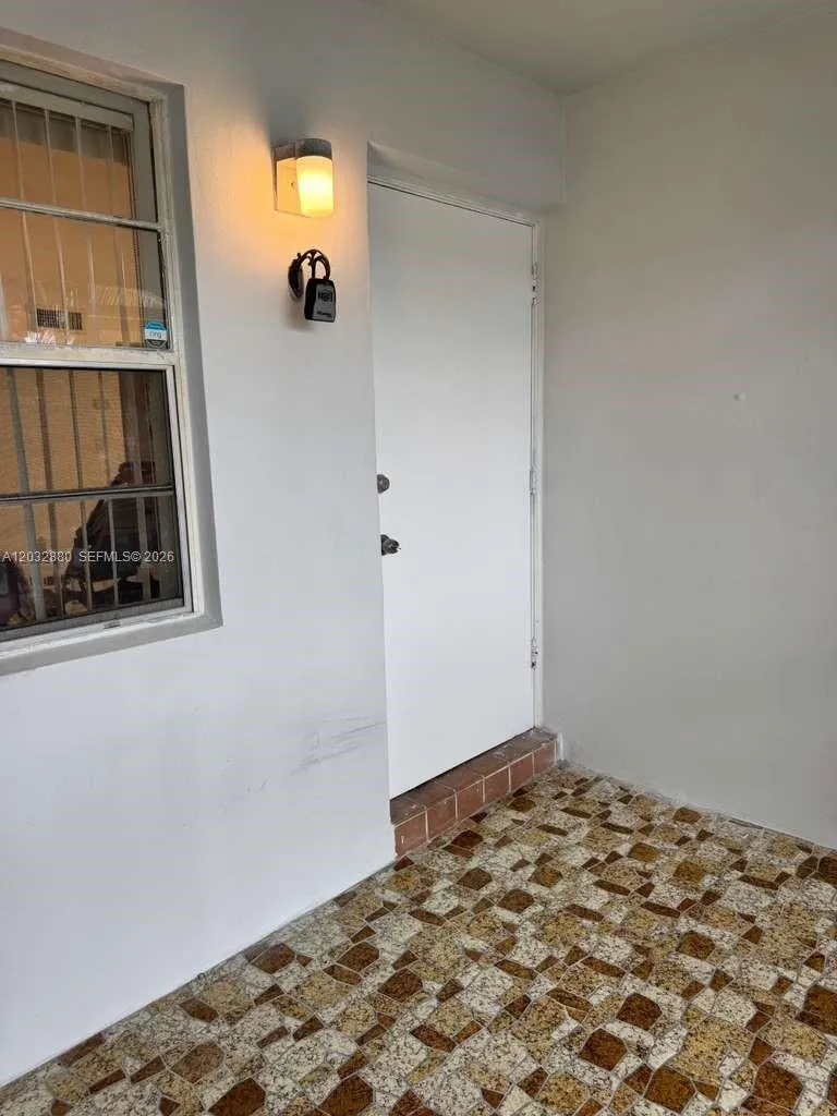 705 NE 2nd St # 11, Hallandale Beach FL 33009