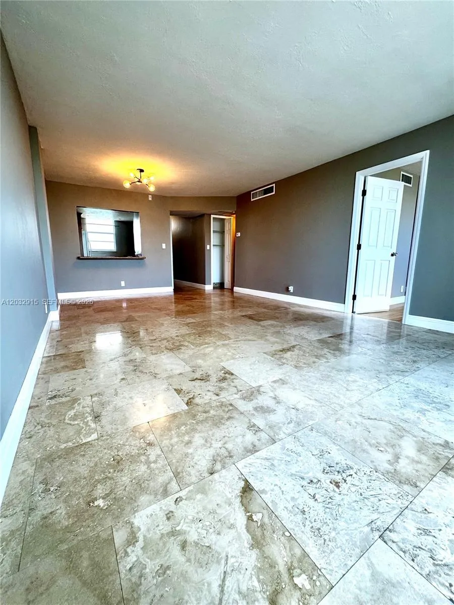 3545 NE 166th St # 805, North Miami Beach FL 33160