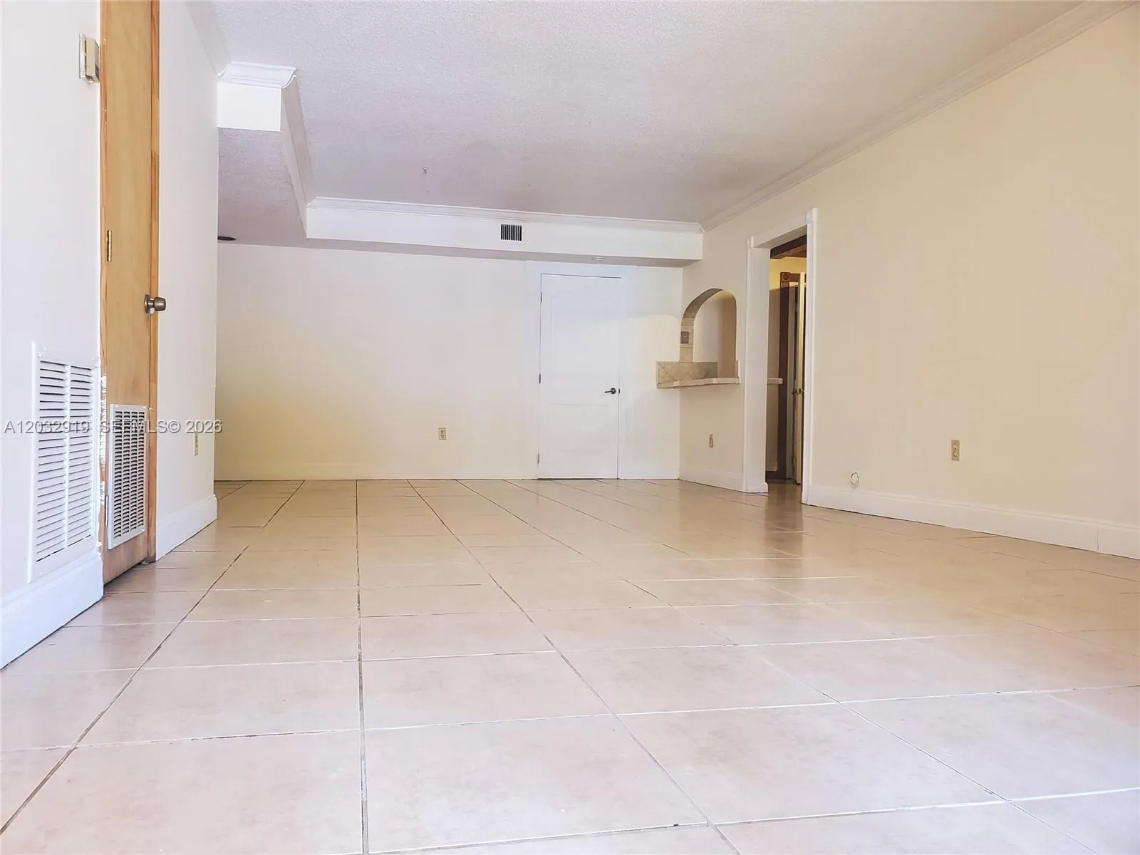 250 NW 107th Ave # 106, Miami FL 33172