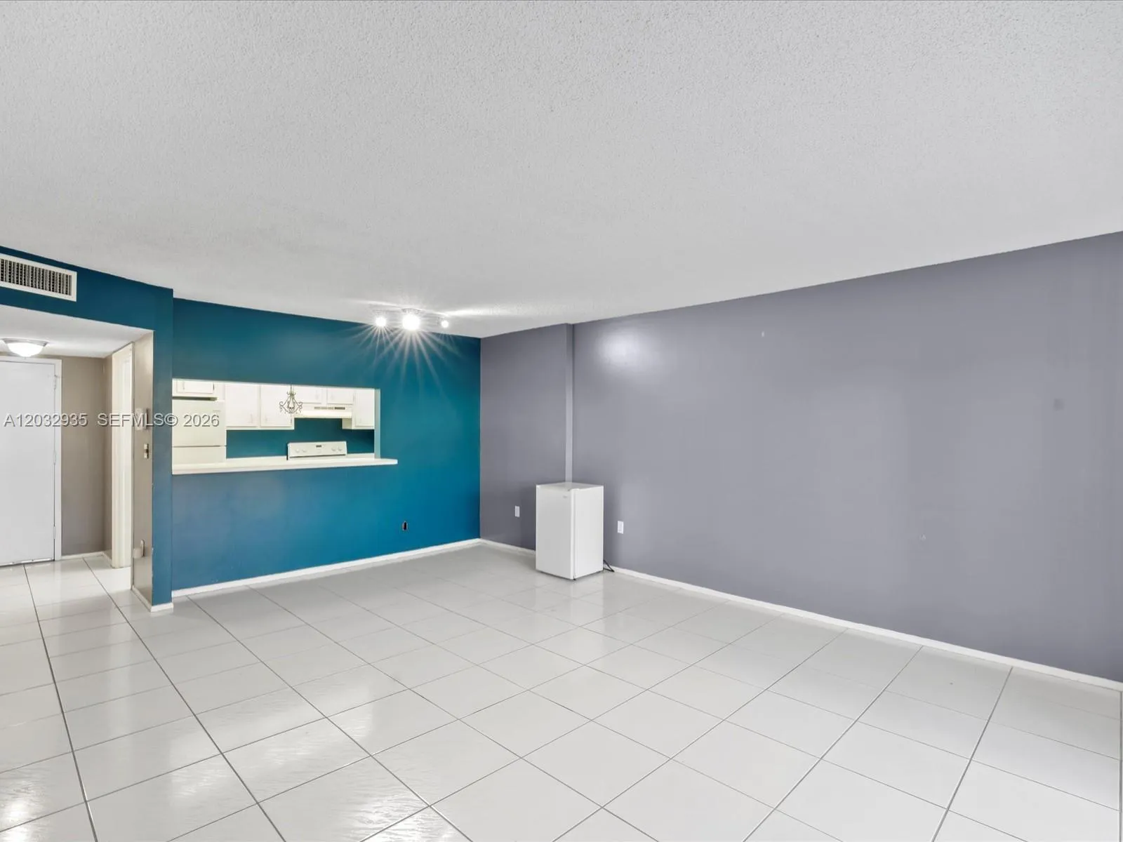 4172 Inverrary Dr # 306, Lauderhill FL 33319