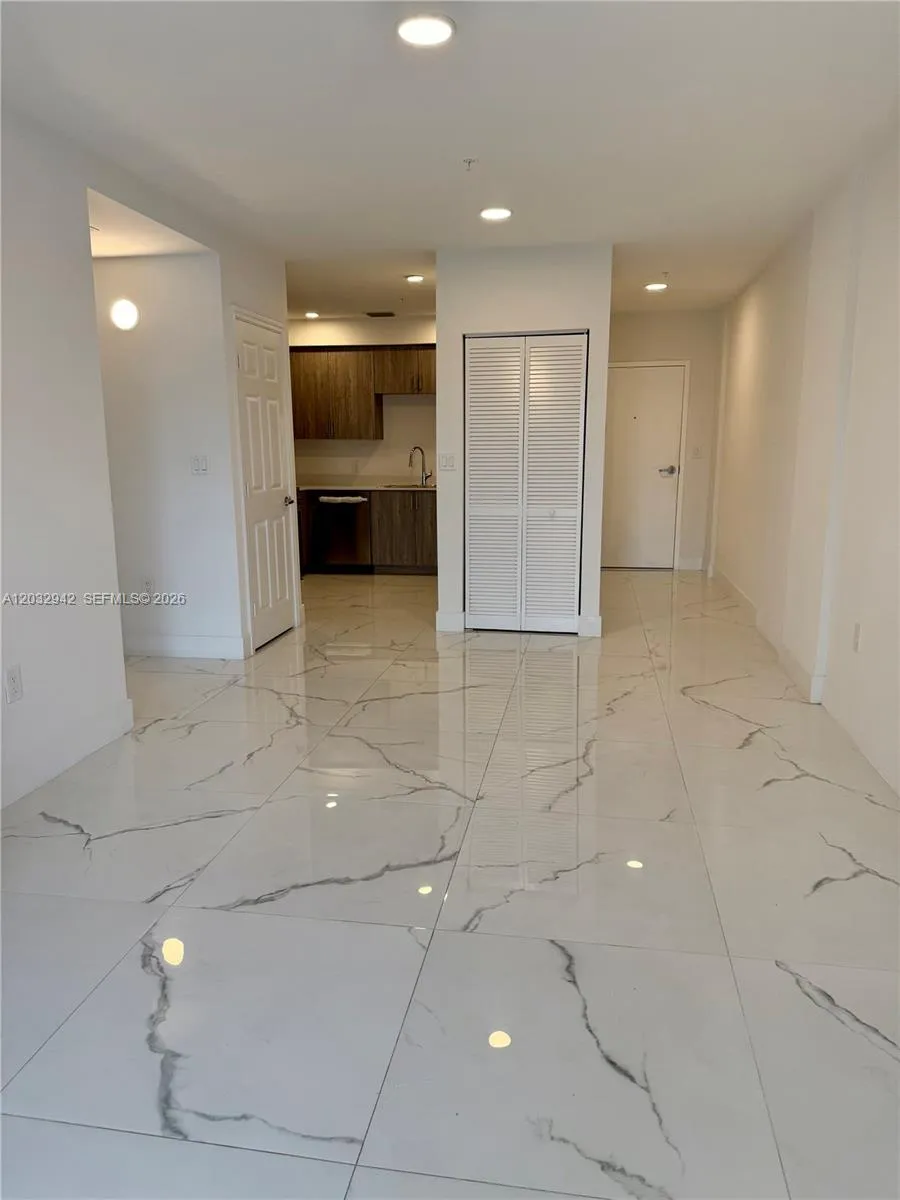 11150 NW 82nd St # 409, Doral FL 33178