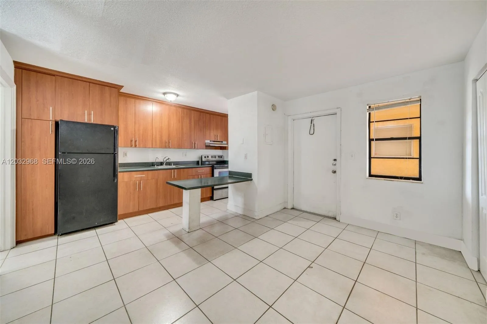 4081 N Dixie Hwy # 27, Oakland Park FL 33334