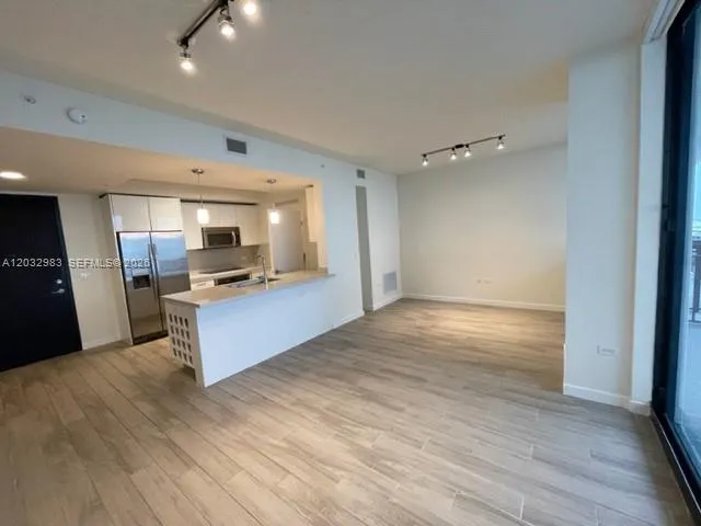 999 SW 1st Ave # 3115, Miami FL 33130