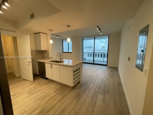 999 SW 1st Ave # 3115, Miami FL 33130