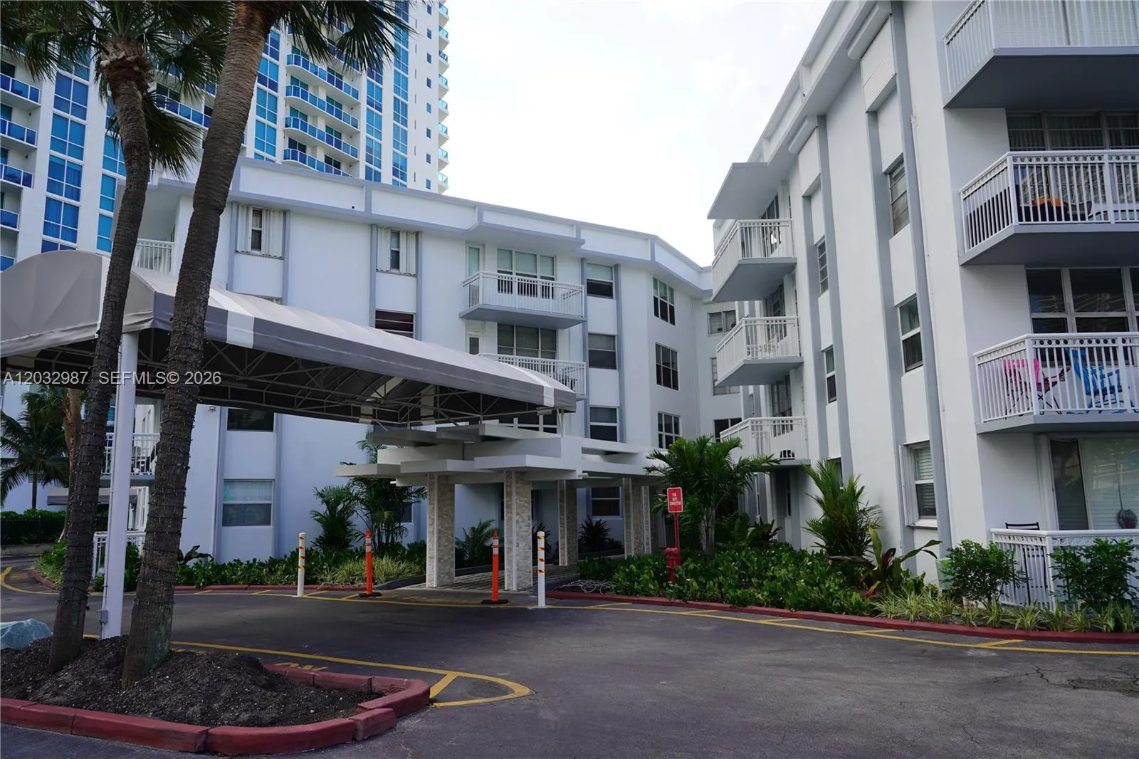 1913 S Ocean Dr # 405, Hallandale Beach FL 33009