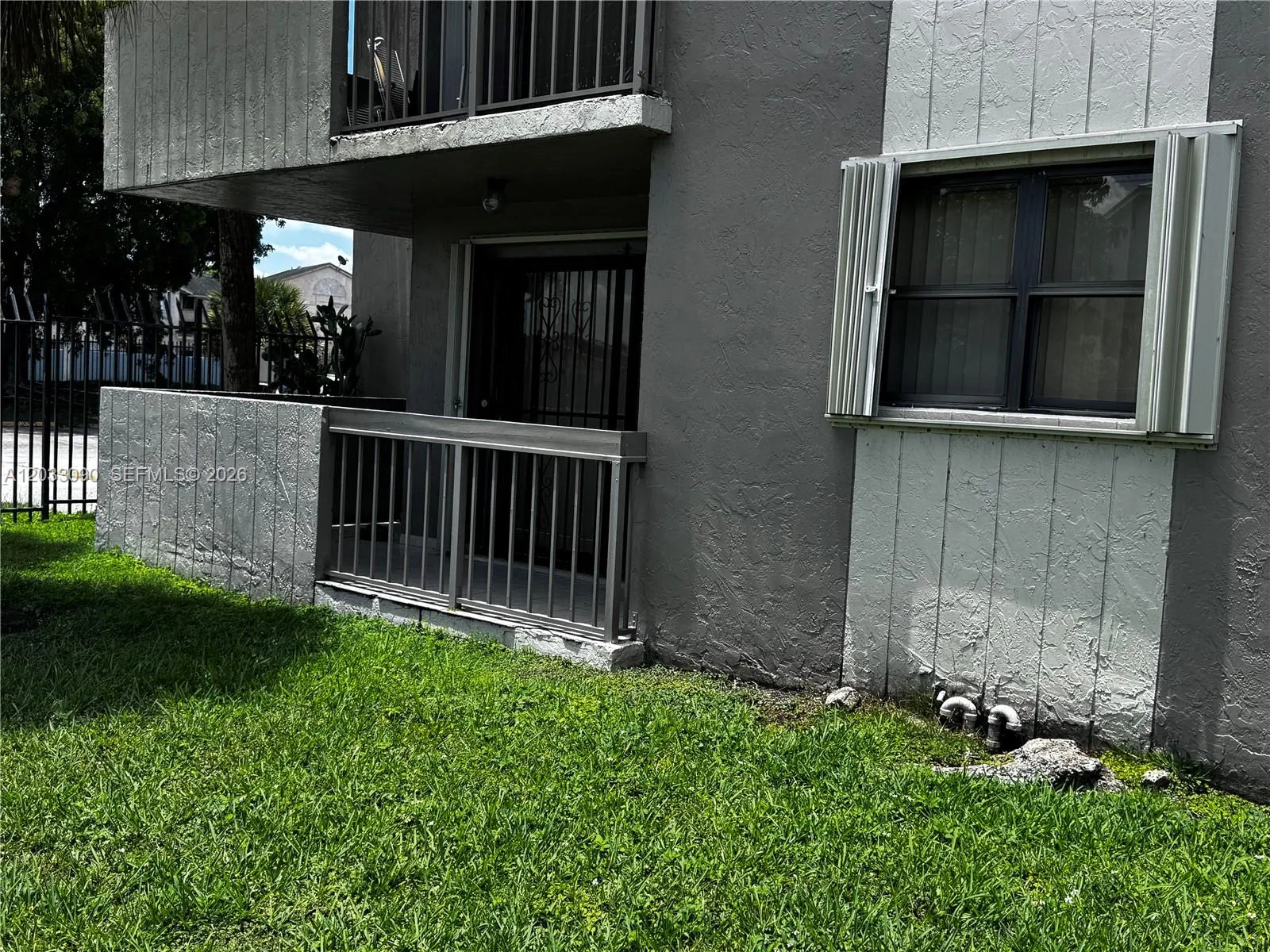 1121 SW 122nd Ave # 2, Miami FL 33184