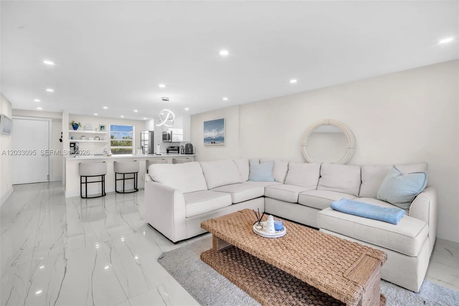 441 SE 3rd St # 404, Dania Beach FL 33004