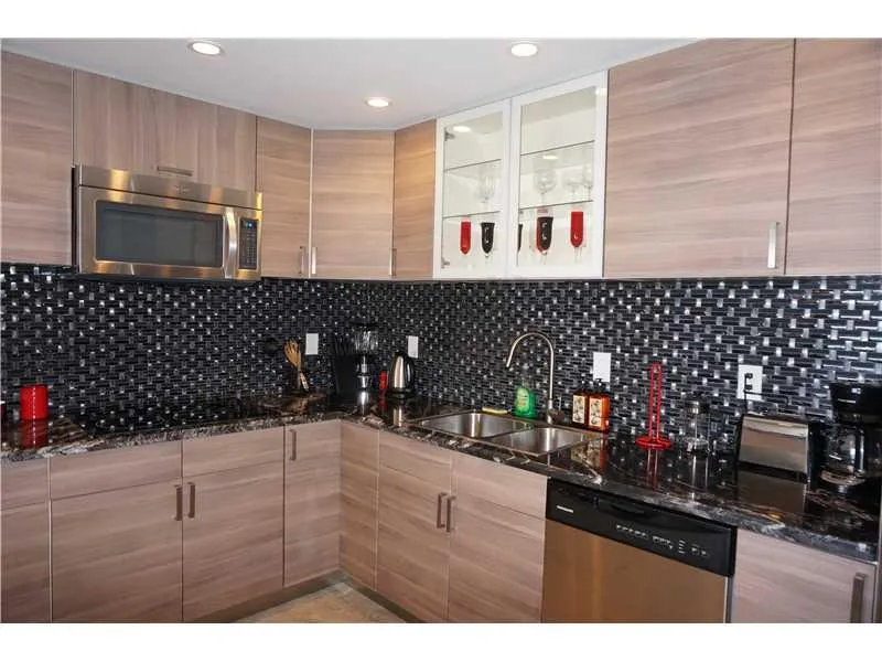 19370 COLLINS AV SEASONAL # 1611, Sunny Isles Beach FL 33160